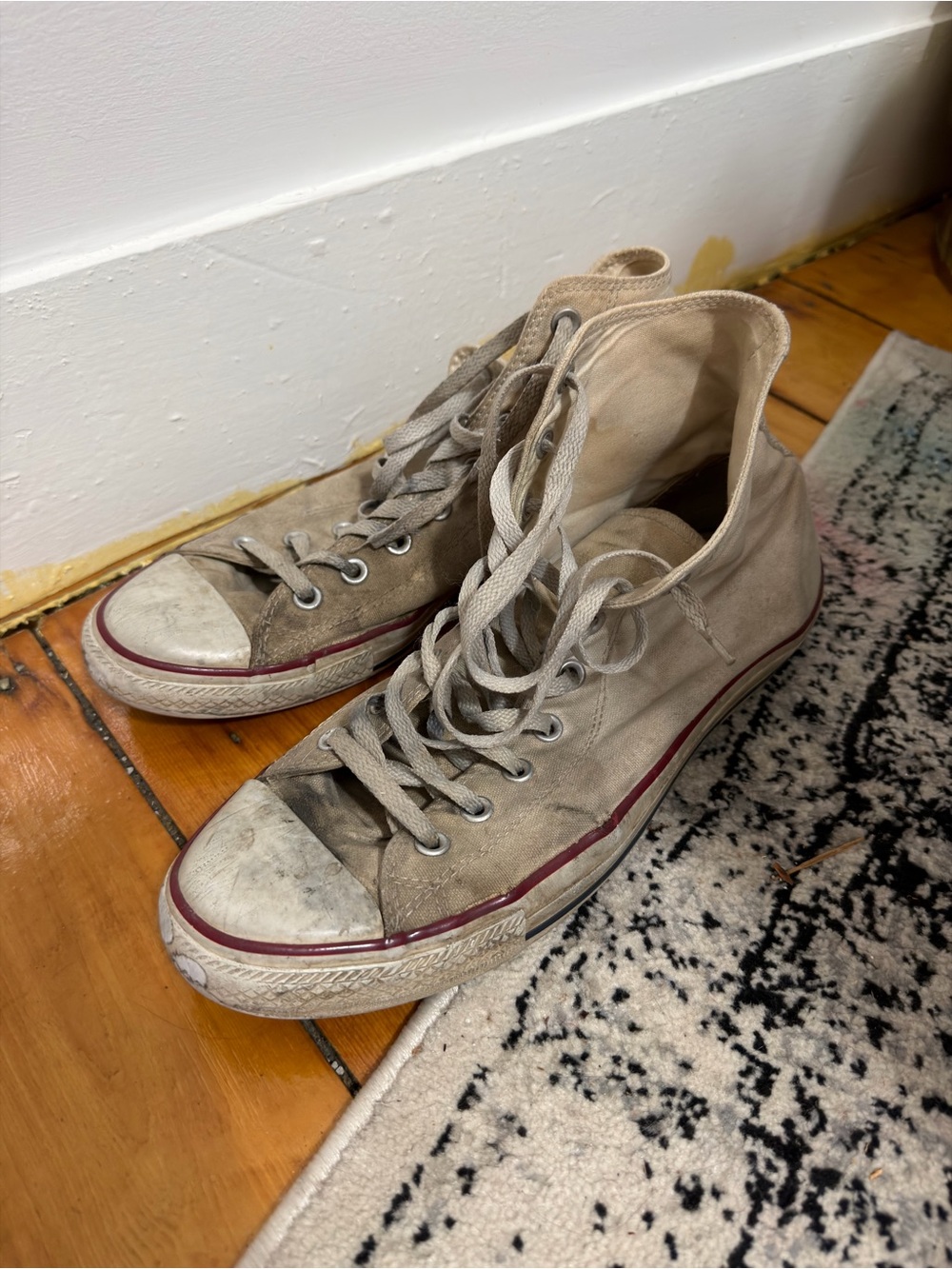 Destroyed Men’s White Converse